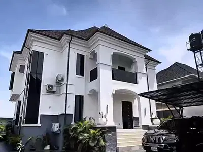 4 Bedroom Duplex with Swimming Pool, Gym House and Rooftop Lounge Spac — Von Lugbe Abuja, Lugbe District, Abuja