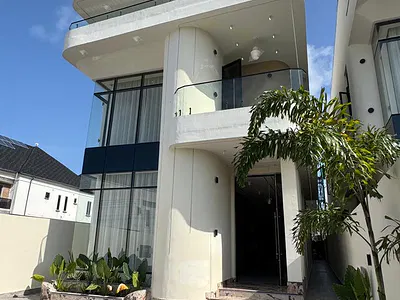 5 Bedroom House with Swimming Pool — Orchid Road, Lekki, Lagos