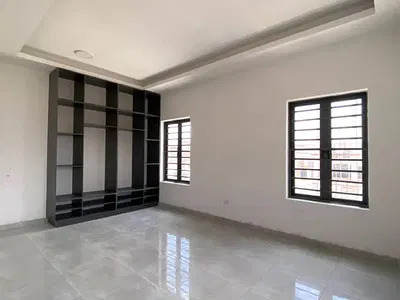 Luxury 4 Bedroom Terraced Duplex with Excellent Facilities — Victoria Island (VI), Lagos