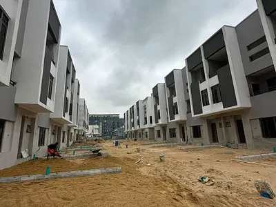 Luxurious 4 Bedroom Terraced Duplex with BQ, Pool, Playground, Gym — Lekki, Lagos