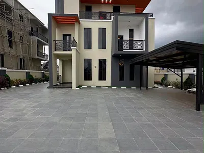 Luxury Spacious 5 Bedroom En-Suite Duplex with BQ — In an Estate, Apo Resettlement, Apo, Abuja