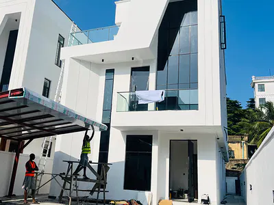 5 Bedroom Detached Duplex with Pool — Lekki, Lagos