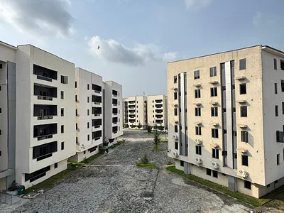 1 Bedroom Apartment — Ogunlana Drive, Surulere, Lagos