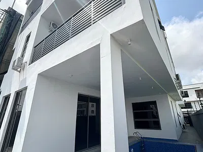 5 Bedroom Detached Duplex, Waterfront — Banana Island Road, Ikoyi, Lagos