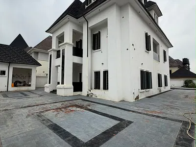 6 Bedroom Detached Duplex with Pool — Gwarinpa, Abuja
