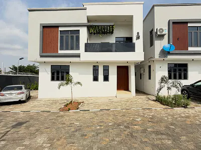 Newly Built 4 Bedroom Semi-Detached Duplex with BQ — Kado, Abuja