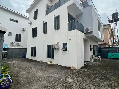 Fully Furnished 5 Bedroom Fully Detached Duplex with BQ (Back Unit) — Lekki, Lagos