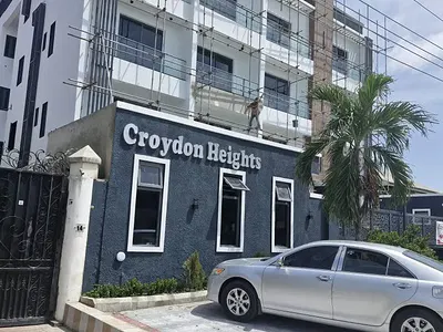 Beautiful 3 Bedroom Apartment with Pool & Elevator — Lekki Phase 1, Lekki, Lagos