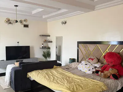 Spacious. Studio Apartment Upstairs — Lekki, Lagos