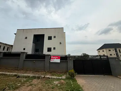 Luxury 4 Bedroom Duplex — Guzape District, Abuja