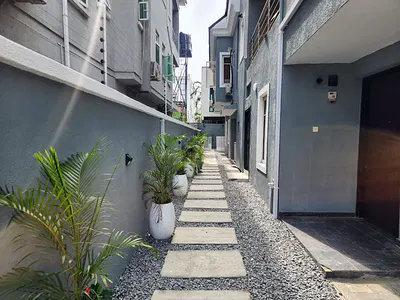 Fully Service 1 Bedroom Shortl Ready Apartment with 24/7 Electricity — Lekki, Lagos