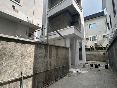 Spacious 5bedroom Detached Duplex with BQ — Lekki, Lagos