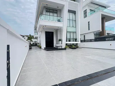 5 Bedroom Fully Detached Duplex — Lekki, Lagos