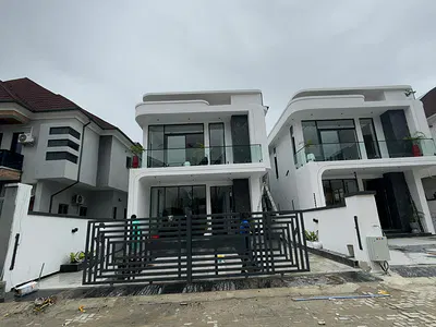 Elegantly Finished 5 Bedroom Detached Duplex — Lekki, Lagos