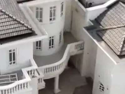 7 Bedroom Detached Duplex with BQ — Katampe, Abuja