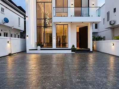 5 Bedroom Detached Duplex — Lekki, Lagos