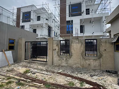 Newly Built 5 Bedroom Fully Detached Duplex with BQ — Surulere, Lagos