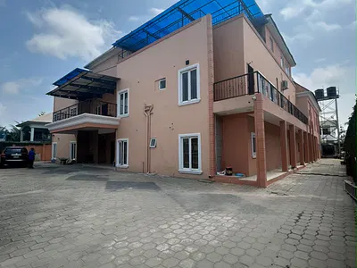 Spacious 1bedroom &2bed Apartment with Swimming Pool — Lekki Phase One, Lekki, Lagos, Nigeria, Lekki Phase 1, Lekki, Lagos