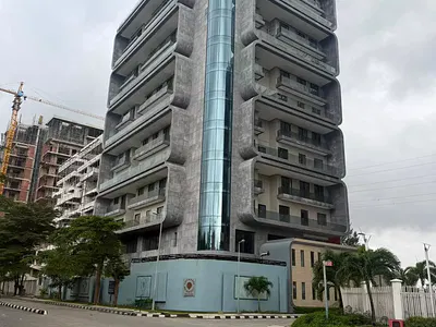 4 Bedroom Luxury Maisonette with 2 BQS — Ikoyi, Lagos