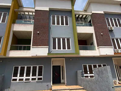 4 Bedroom Terraced Duplex with BQ — Ibadan, Oyo