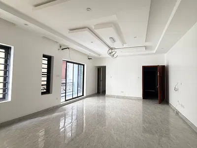 2 Bedroom Apartment with BQ, Elevator & Gym — Lekki, Lagos