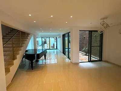 5 Bedroom Terraced Duplex with Generator — Victoria Island (VI), Lagos