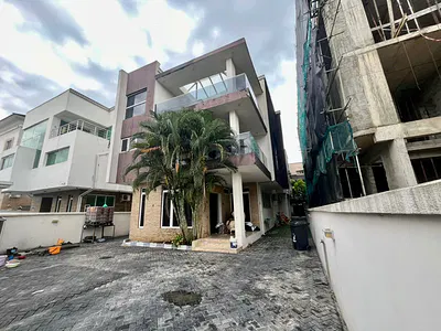 Very Spacious 5 Bedroom Fully Detached Duplex — Banana Island, Ikoyi, Lagos