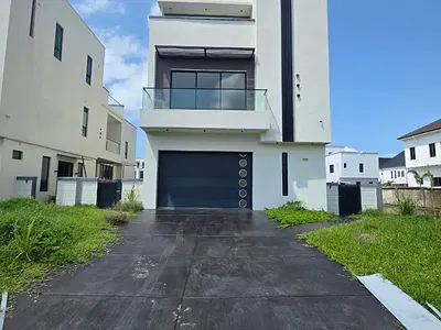 5 Bedroom Detached Duplex with BQ — Lekki, Lagos