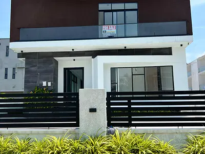 Spacious 5 Bedroom Detached Duplex with Pool, Roftop Terrace, & BQ — Lekki, Lagos