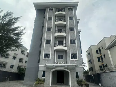 Block of 6 Apartments with BQ — Ikoyi, Lagos