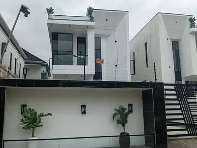 5 Bedroom Detached Duplex — Lekki, Lagos