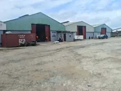 5 Bay Warehouse — Navy Town Alakija, Amuwo Odofin, Lagos