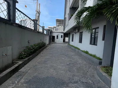 3 Bedroom Apartment — Lekki Phase 1, Lekki, Lagos