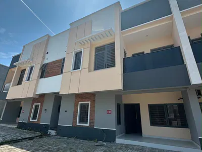 Luxury 4 Bedroom Terrace Duplex with a Swimming Pool — Chevron, Lekki, Lagos