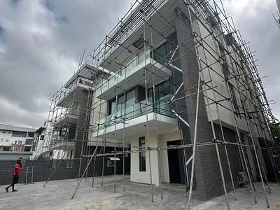 Luxury 6 Bedroom Fully Detached Duplex with 2 BQS — Ikoyi, Lagos