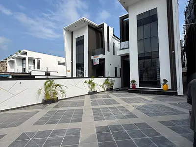 5 Bedroom Detached Duplex with Swimming Pool — Ikota, Lekki, Lagos