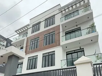Fully Serviced 2 Bedroom Apartment All Rooms Ensuite + Gym — Off Freedom Way, Lekki Phase 1, Lekki, Lagos