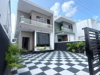 𝐁𝐑𝐀𝐍𝐃 𝐍𝐄𝐖 5 𝐁𝐄𝐃𝐑𝐎𝐎𝐌 Detached 𝐃𝐔𝐏𝐋𝐄𝐗 — Prestigious Estate, Ajah, Lagos