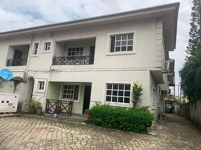 Spacious 3 Bedroom Apartment with a Room BQ — Off Admiralty Way, Lekki Phase 1, Lekki, Lagos