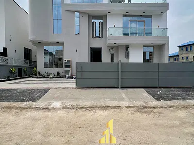 5 Bedroom Detached Duplex with Pool — Chevron, Lekki, Lagos