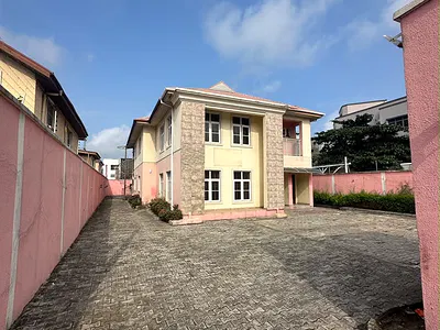 2 Units of 3 Bedroom Apartment — Lekki Right, Lekki, Lagos