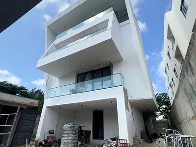 5 Bedroom Detached House with Amazing Amenities — Banana Island, Ikoyi, Lagos