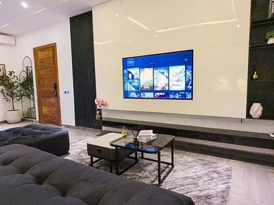 1 Bedroom Fully Furnished Apartment with Snooker and PS5 — Lekki Phase 1, Lekki, Lagos