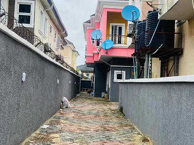 A Spacious Room and Parlor — Lekki County Ikota, Lekki, Lagos