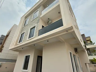 6 Bedroom Detached Duplex with Smart Home Features — Lekki Phase 1, Lekki, Lagos