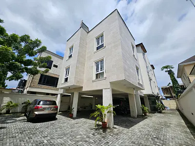 2 Bedroom Flat — Off Admiralty Way, Lekki Phase 1, Lekki, Lagos