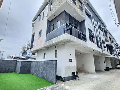 5 Bedroom Semi-Detached Duplex with Swimming Pool — Ajah, Lagos