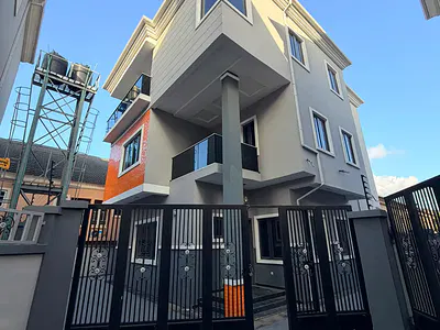 5 Bedroom Detached Duplex with BQ — GRA Phase 2, Magodo, Lagos