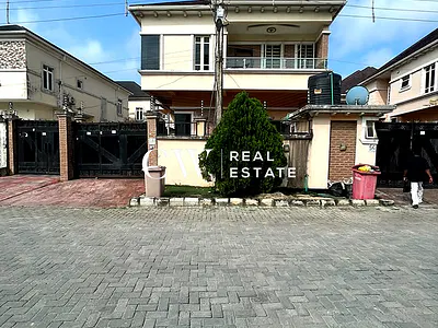 5 Bedroom Detached Duplex — Lekki, Lagos