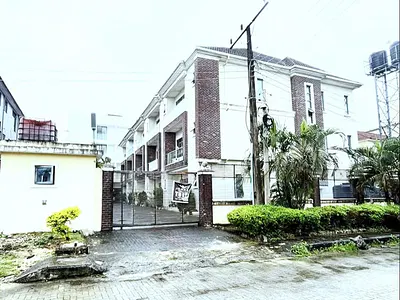 4 Bedroom Terrace Duplex — Lekki Right, Lekki Phase 1, Lekki, Lagos